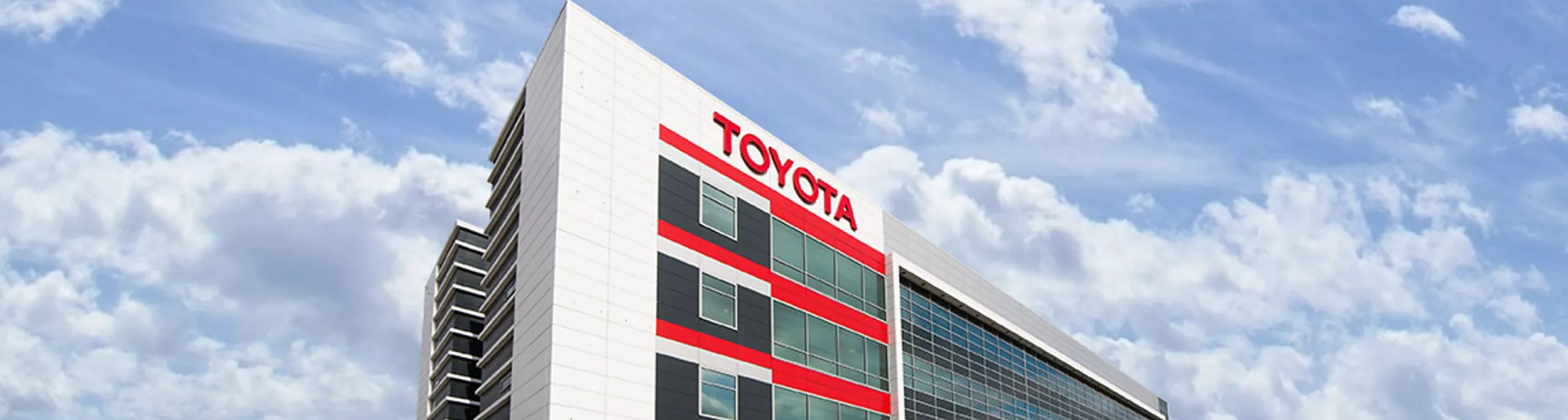 Изображение на странице TOYOTA ПОДВЕЛА ИТОГИ ПРОДАЖ В РОССИИ ЗА 2021 ГОД Тойота Центр Чита
